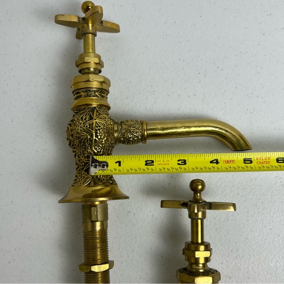 VTG Pair Embroidered Brass Decorative Ornate Separate Hot Cold Sink Faucets - Picture 16 of 16